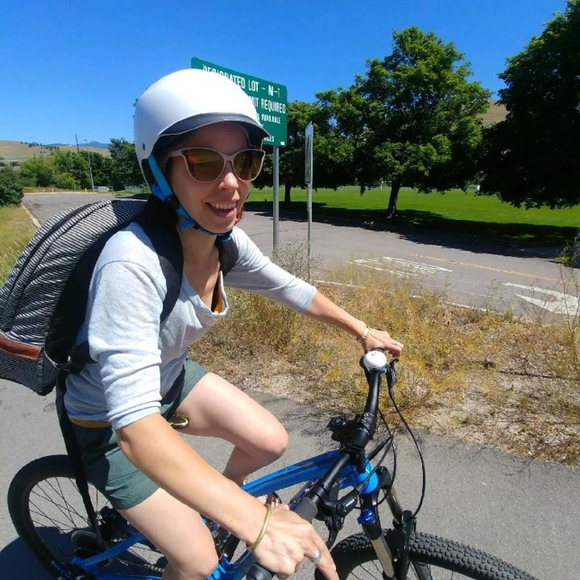 Meet your Posher, Glory✨Posh Ambassador - Picture 8 of 16